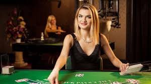 Ilustrasi promosi bonus dan hadiah di vicitoto untuk sportsbook dan casino